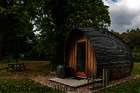 Schottland: Glamping im Nessie-Dorf von Loch Ness