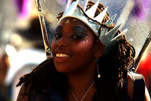 Seit den 60er Jahren leben zahlreiche Einwanderer aus den ehemaligen Kolonien in London. Seit den 60er Jahren leben zahlreiche Einwanderer aus den ehemaligen Kolonien in London.