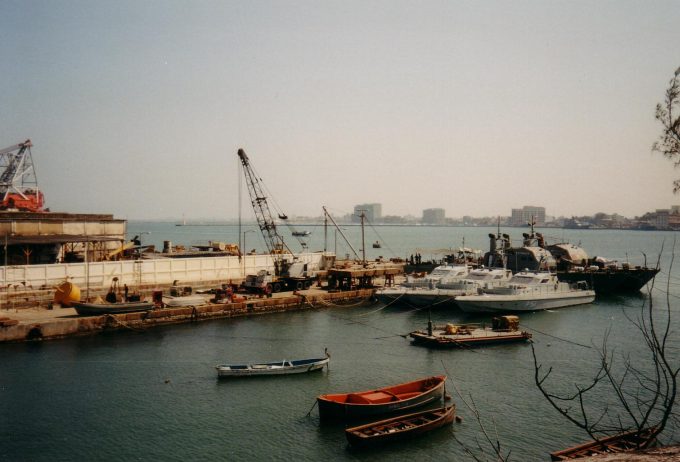 Vera Cruz: Hafen und Militrboote