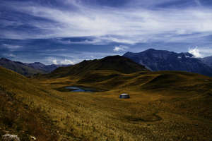 Die karge Weite der Landschaft lädt zum Wandern ein. Die karge Weite der Landschaft lädt zum Wandern ein.
