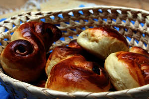 Traditionelles Safrangebäck zum Lucia-Tag Traditionelles Safrangebäck zum Lucia-Tag