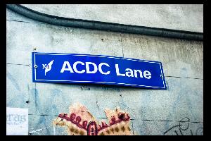 AC/DC: Eine eigene Straße in Melbourne