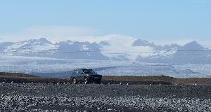 Island mit dem eigenen 4&4 Wagen