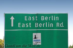 Es gibt sie beide: East und West Berlin - in Kanada