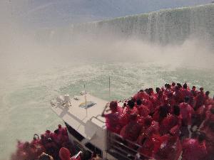Bootstour zu den Niagara Fällen