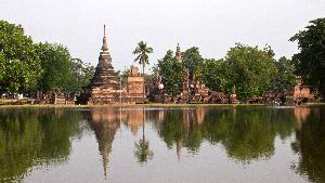 Ein Tag im Historical Park von Sukhothai