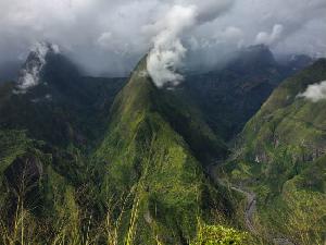 La Reunion: Feuer, Wasser, Luft und viele Picknickplätze!