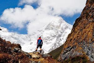 Nepal: In Motorradstiefeln um den Manaslu