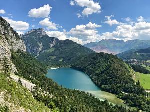 Leopoldsteinersee: Der schönste Bergsee für Klettersteig-Fans