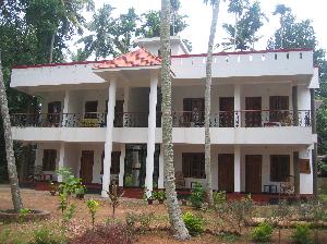 Homestay: Golden Sands Building
