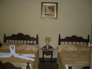 Backpacker: Hostal Dr Suarez y Sra Addys